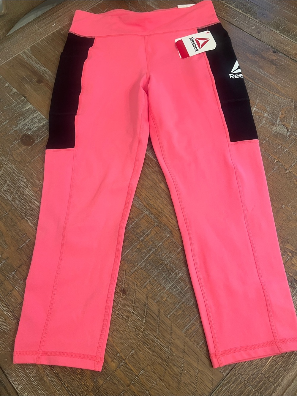 Reebok Girls Hot Pink and Black Athletic Leggings youths 14/16